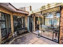 Townhouse in for sale in Three Rivers East, Vereeniging