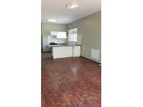 Flat-Apartment in to rent in Eastleigh, Edenvale