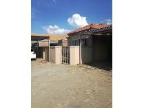 Flat-Apartment in for sale in Balilie Park, Potchefstroom