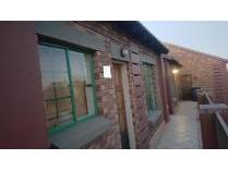 Flat-Apartment in to rent in Mooikloof Ridge, Pretoria