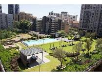 Townhouse in to rent in Morningside, Sandton