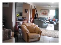 Flat-Apartment in to rent in Roodepoort, Roodepoort