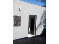 Flat-Apartment in to rent in Kenmare, Krugersdorp