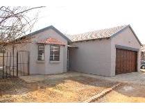 Townhouse in for sale in Mooivallei Park, Mooivallei Park