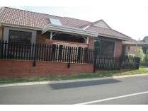House in for sale in Olivedale, Randburg