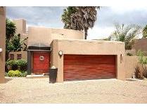 Townhouse in to rent in Sandton, Sandton