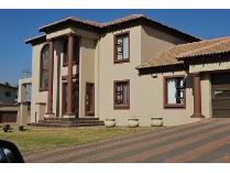 House in for sale in Willow Acres, Willow Acres Estate, Pretoria