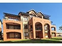 Flat-Apartment in to rent in 861 New Road, Carlswald Ah, Midrand