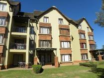 Flat-Apartment in to rent in Montana, Pretoria