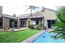 Cluster in for sale in Sunninghill, Sandton