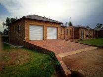 House in to rent in Petit, Benoni