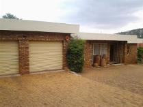 House in for sale in Mulbarton, Johannesburg