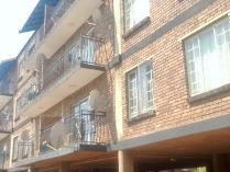 Flat-Apartment in to rent in Pretoria North, Pretoria