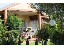 Townhouse in for sale in Grimbeek Park, Potchefstroom