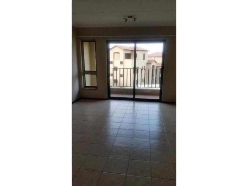 To Rent Of Flat Apartment In Halfway House Midrand